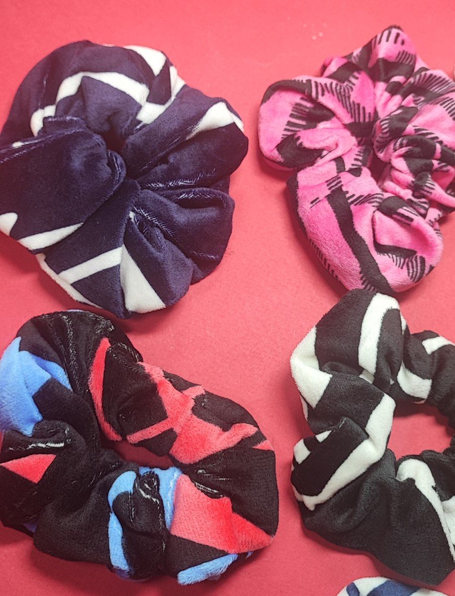 کش مو مخملی